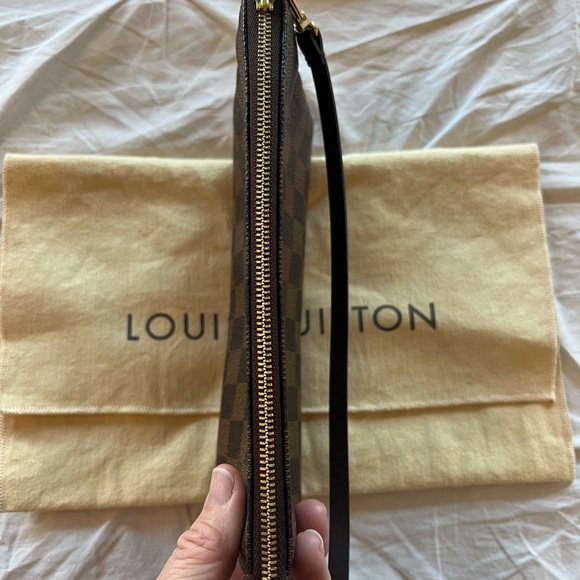 SOLD Authentic Louis Vuitton Pochette Accessoires - Picture 4 of 7